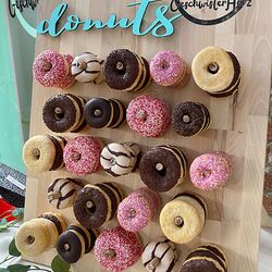Kleurrijke donuts wachten op je kinderen
