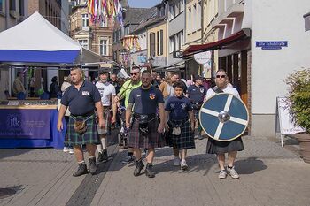 Highlander op weg naar Kempen Castle