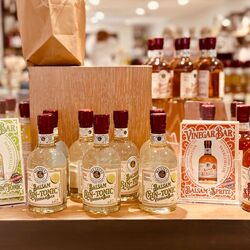 De Vinegar Bar heeft iets verrassends in petto: een bittertje op basis van gin en azijn.